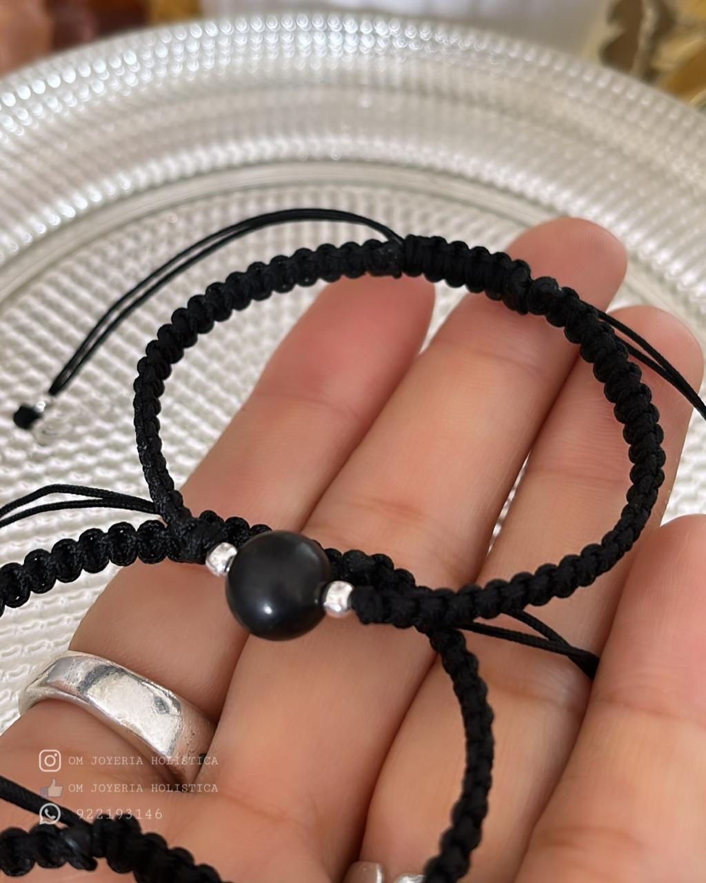 PULSERA Shunguita hilo macramè