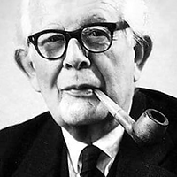 jean%20piaget_edited.png