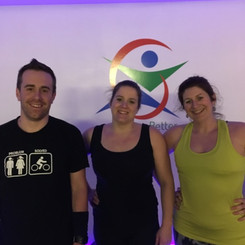 Leuke creatieve trainingen die nooit vervelen!
Samen in small-group trainen is „alles geven” . Super fijne workouts!!!!