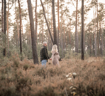 , Andrea Johann Fotografie, Babybach, Baby, Schwangerschaft, Schwangerschaftsshooting, Schwangerschaftskleid, Glück im Bauch, Liebe im Bauch, schwanger