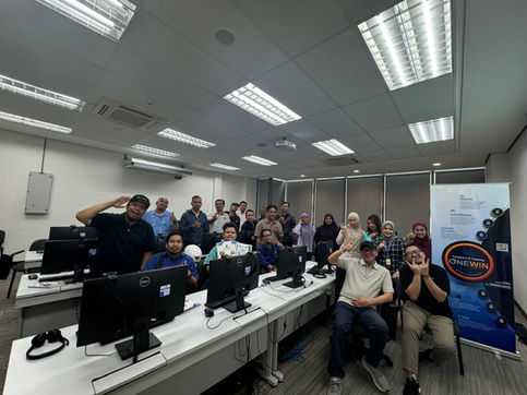 KURSUS TEKNIK REKABENTUK ADOBE ILLUSTRATOR IDB