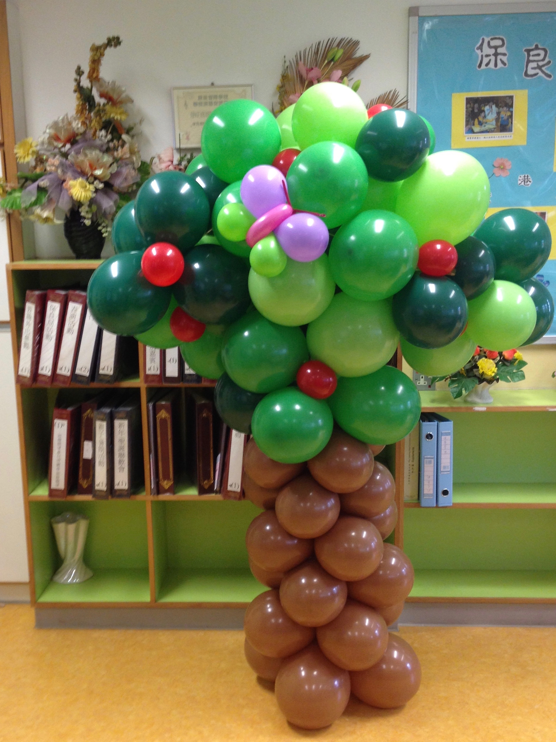 Magician Scarlet Balloon Decor 028