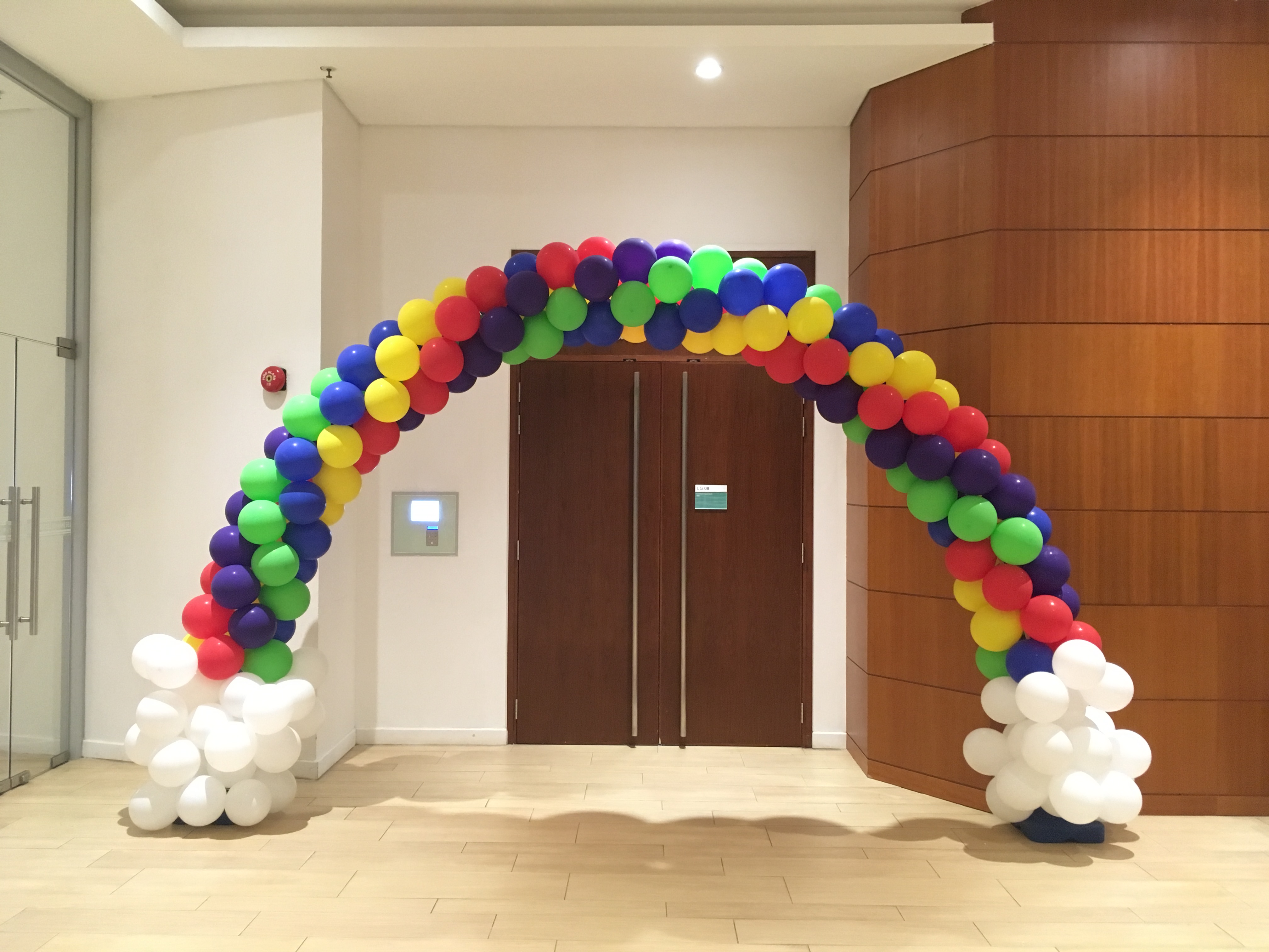 Magician Scarlet Balloon Decor 058