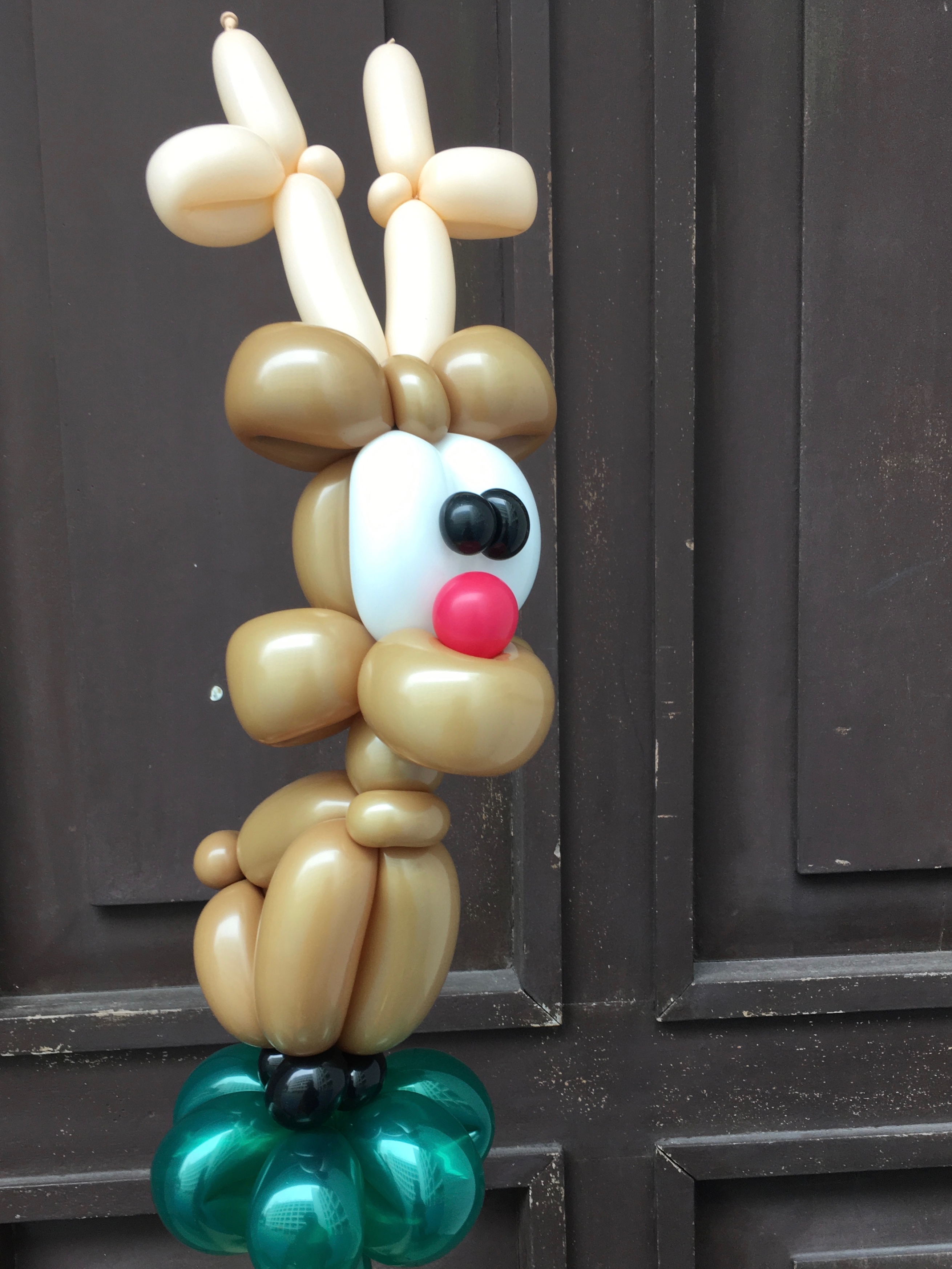 Magician Scarlet Balloon Decor 045