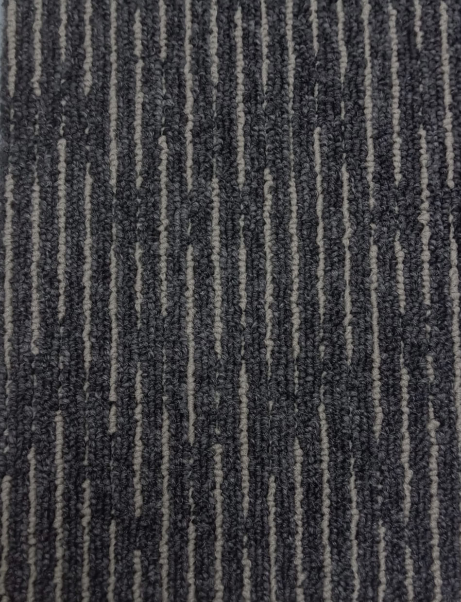 Alfombra modular para oficina gris oscuro