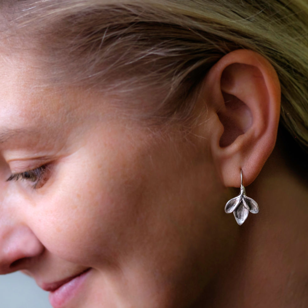artisanal silver earrings, succulent flower earrings, handmade minimalistic silver earrings, organic leaf shape earrings