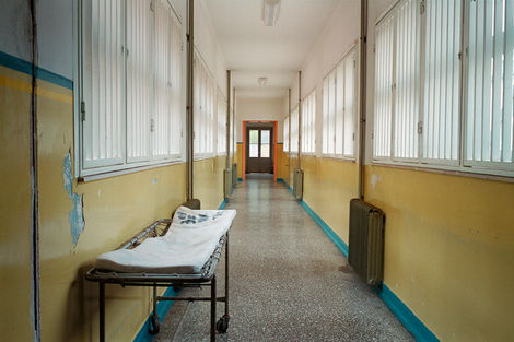 Built in 1947 as a tuberculosis sanatorium, the Makris building, has served as a psychiatric hospital since 1967