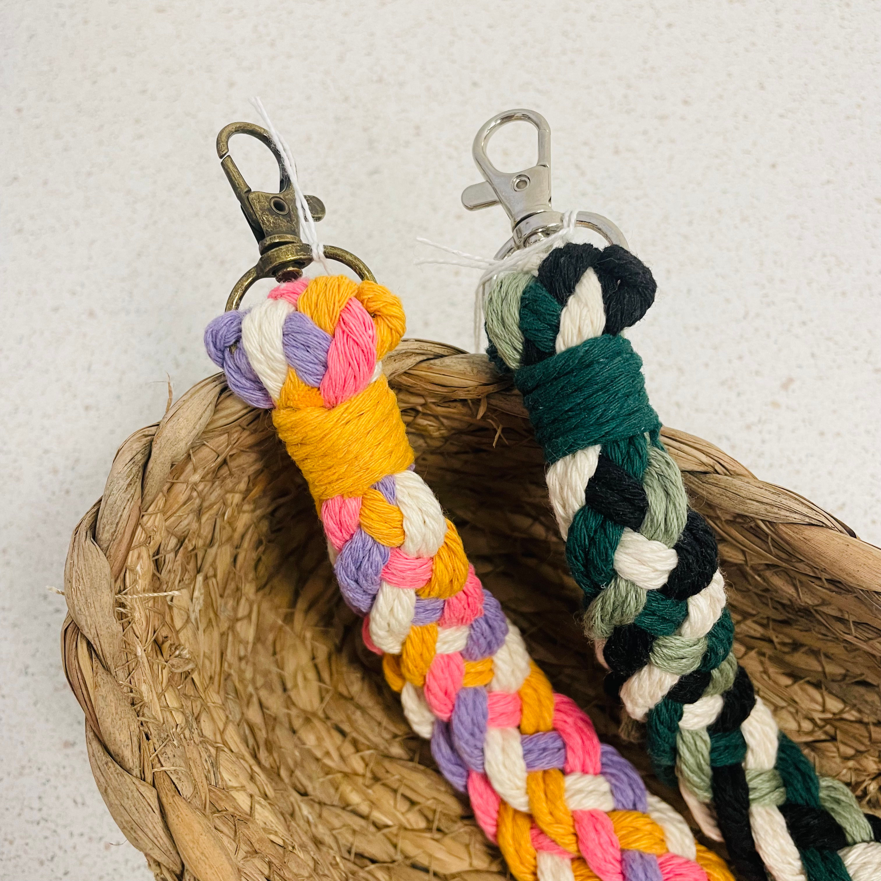 sleutelhangerlint macramé