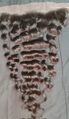Thumbnail: Loose Deep wave 3 Bundle & Frontal Deals 