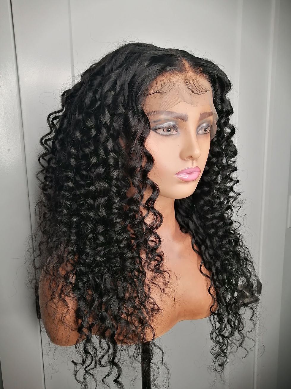 curly wig