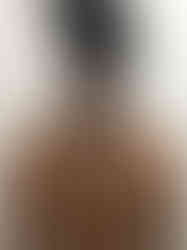 Vibrational lines inscribed by Victor Souza in human skin.
