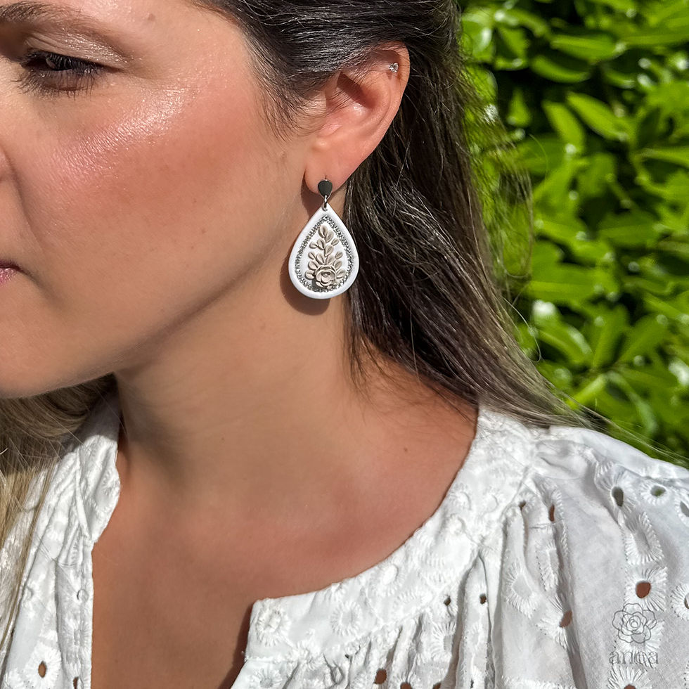 Thumbnail: Mistrale Earrings Ivory Garden