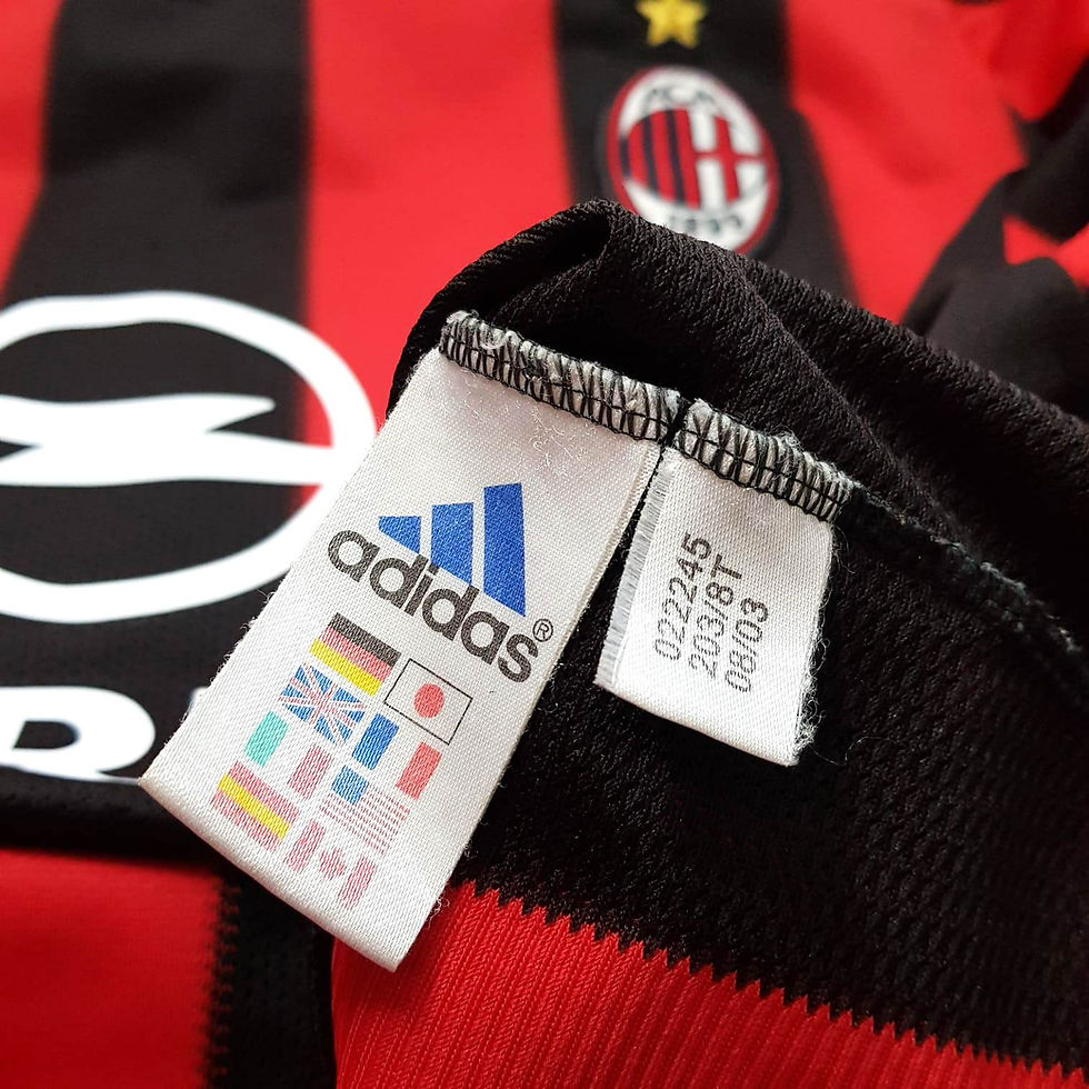 Miniatura: Milan 2003 Home #22 Kaka