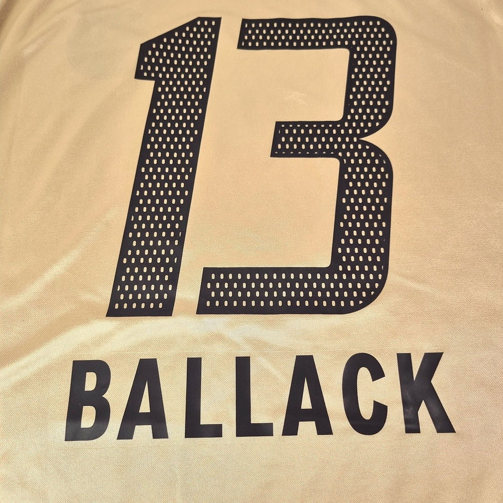 Miniatura: Bayern Munique 2004 Away #13 Ballack