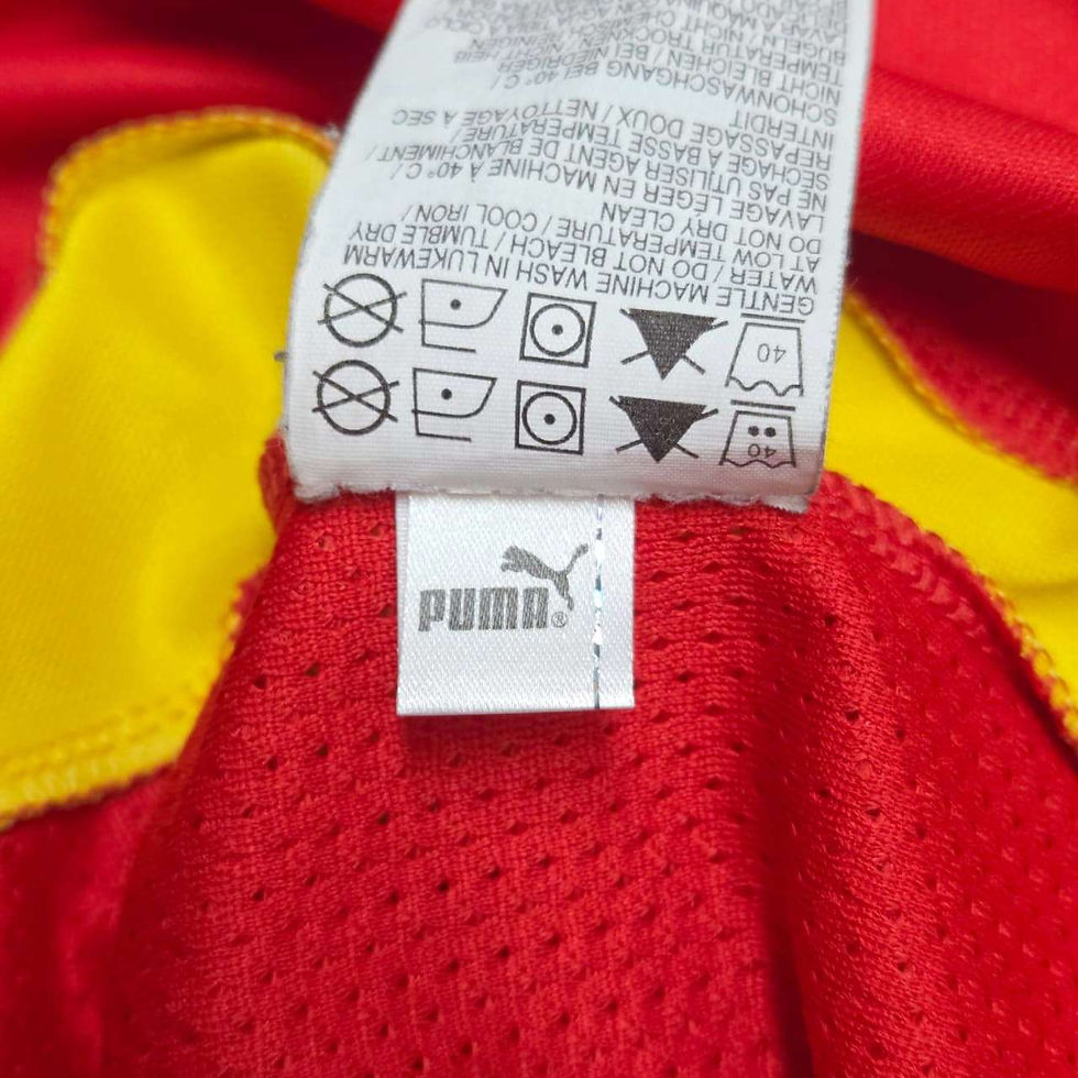 Miniatura: Gana 2008 Away