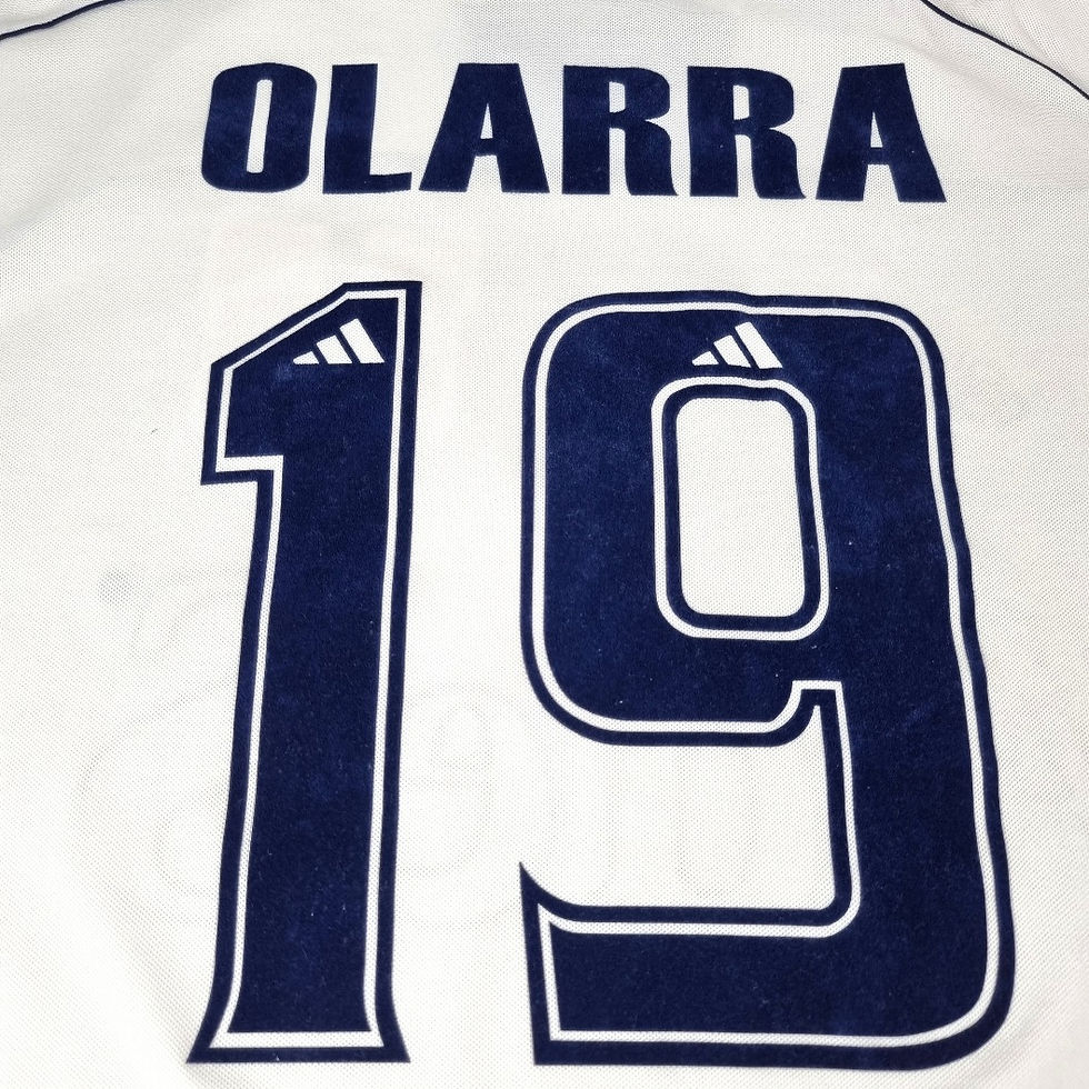 Miniatura: Universidad de Chile 1999 Away #19 Olarra