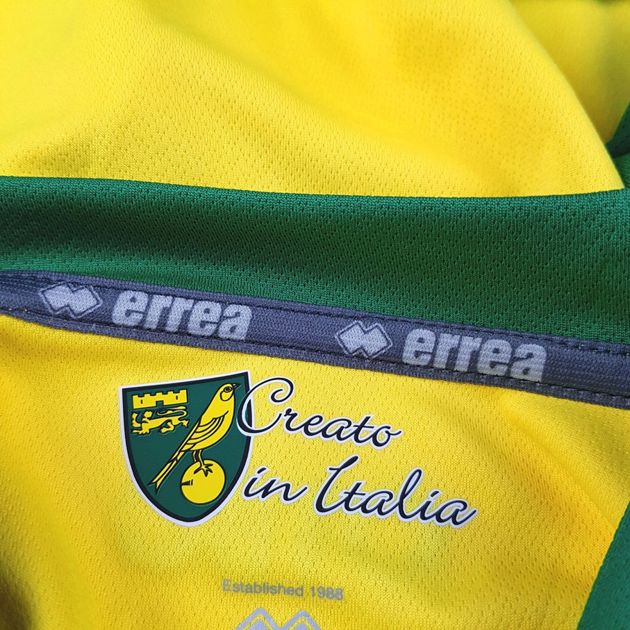 Miniatura: Norwich 2013 Home 5/6