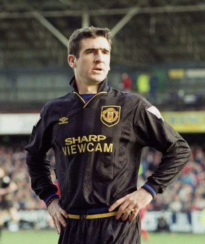 Manchester United 1993 Away #7 Cantona | futclassics