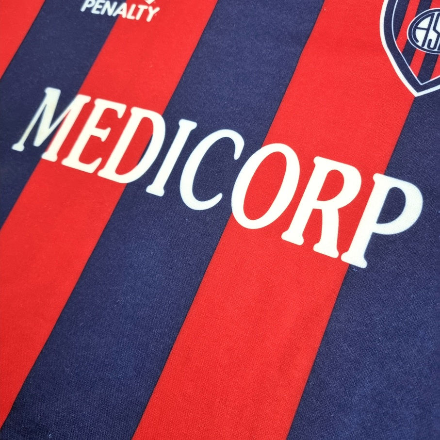 Miniatura: San Lorenzo 1994 Home