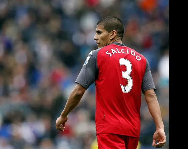 Miniatura: Fulham 2010 Away #3 Salcido