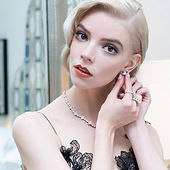 Anya-Taylor-Joy---2021-Screen-Actors-Guild-Awards-Photoshoot-02_edited.jpg