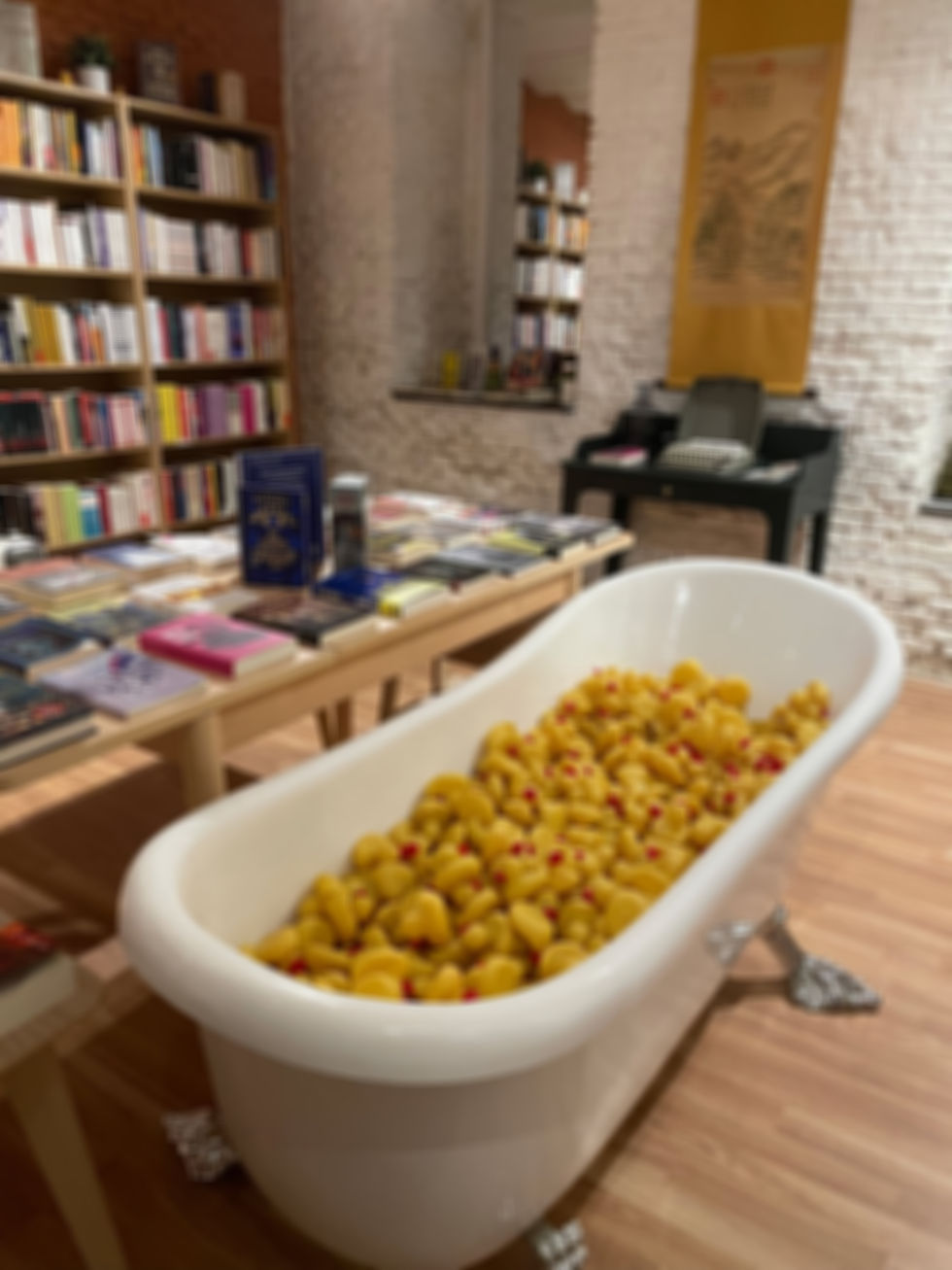 Charla: El papel de las mujeres en la literatura.