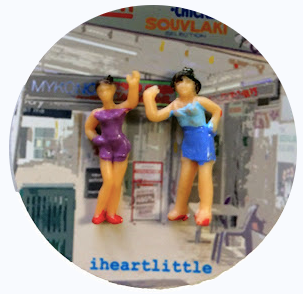 Thumbnail: I Heart Little stud earrings