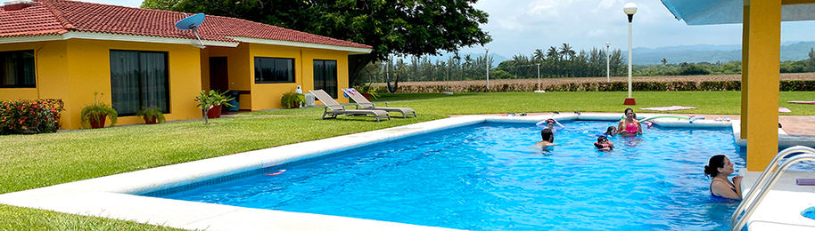 Acceso directo a bar y asador