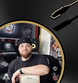 ARTIST - TEAM PHOTO (17).jpg