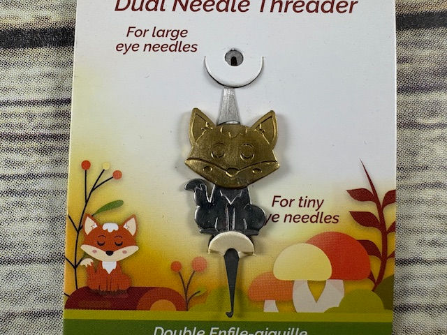Thumbnail: Smart Fox Needle Threader