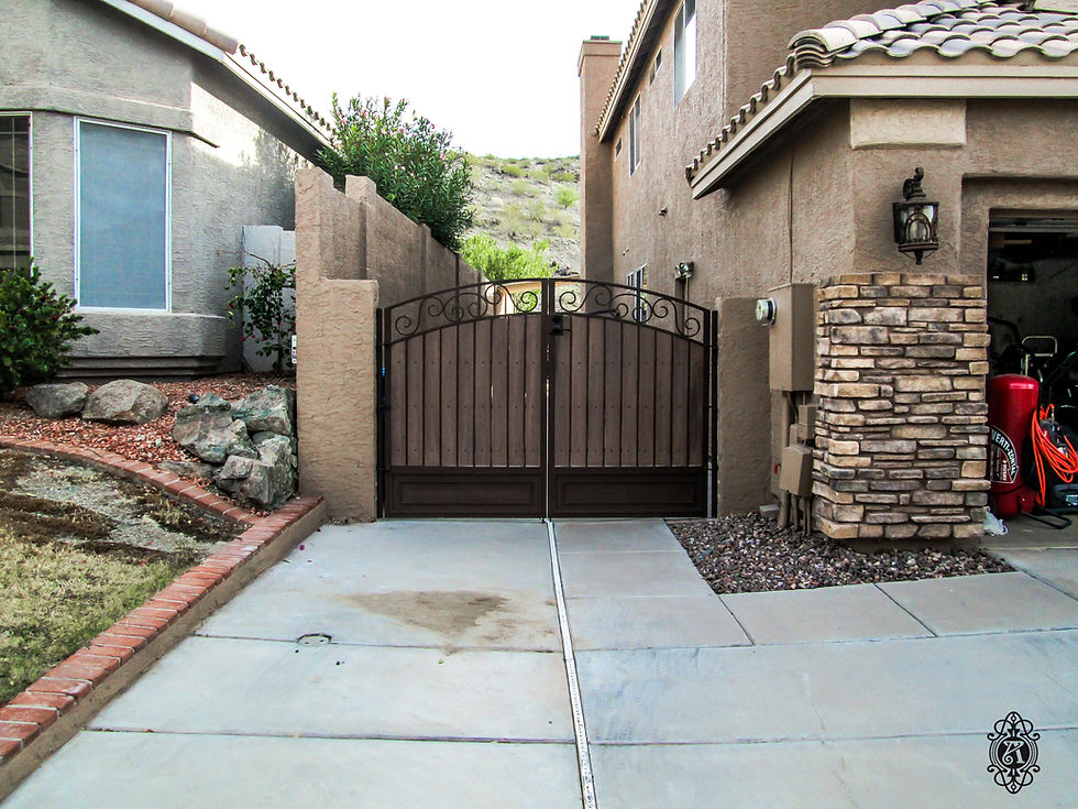 Allied Iron Standard custom iron privacy gate with vertical steel pickets