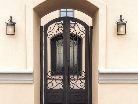 Handcrafted iron courtyard gate for Phoenix Valley home