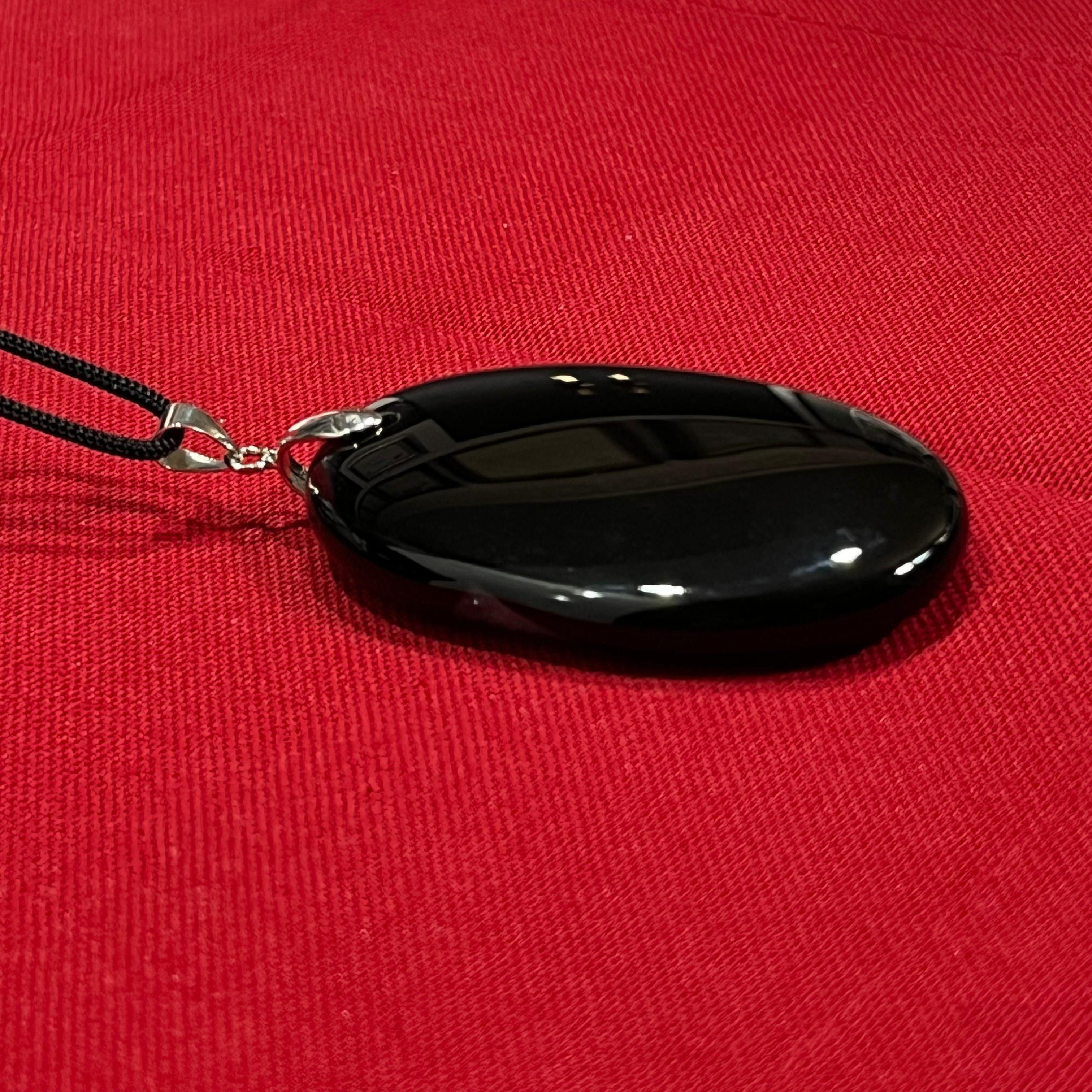 Elips Şekilli Obsidyen Kolye