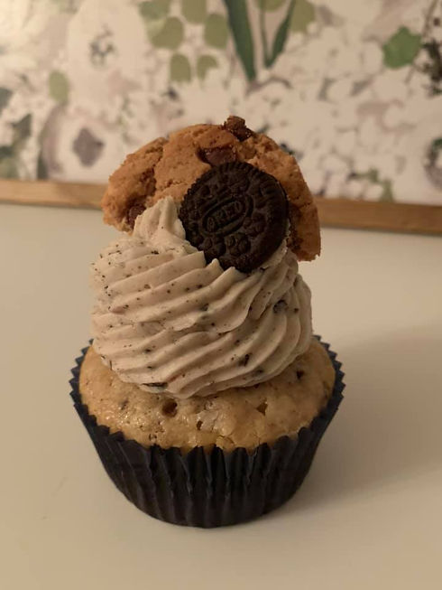 Cookies & Cream Cupcake.jpg