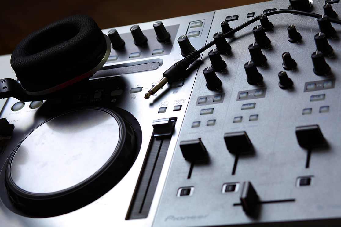 DJ Mixer Setup