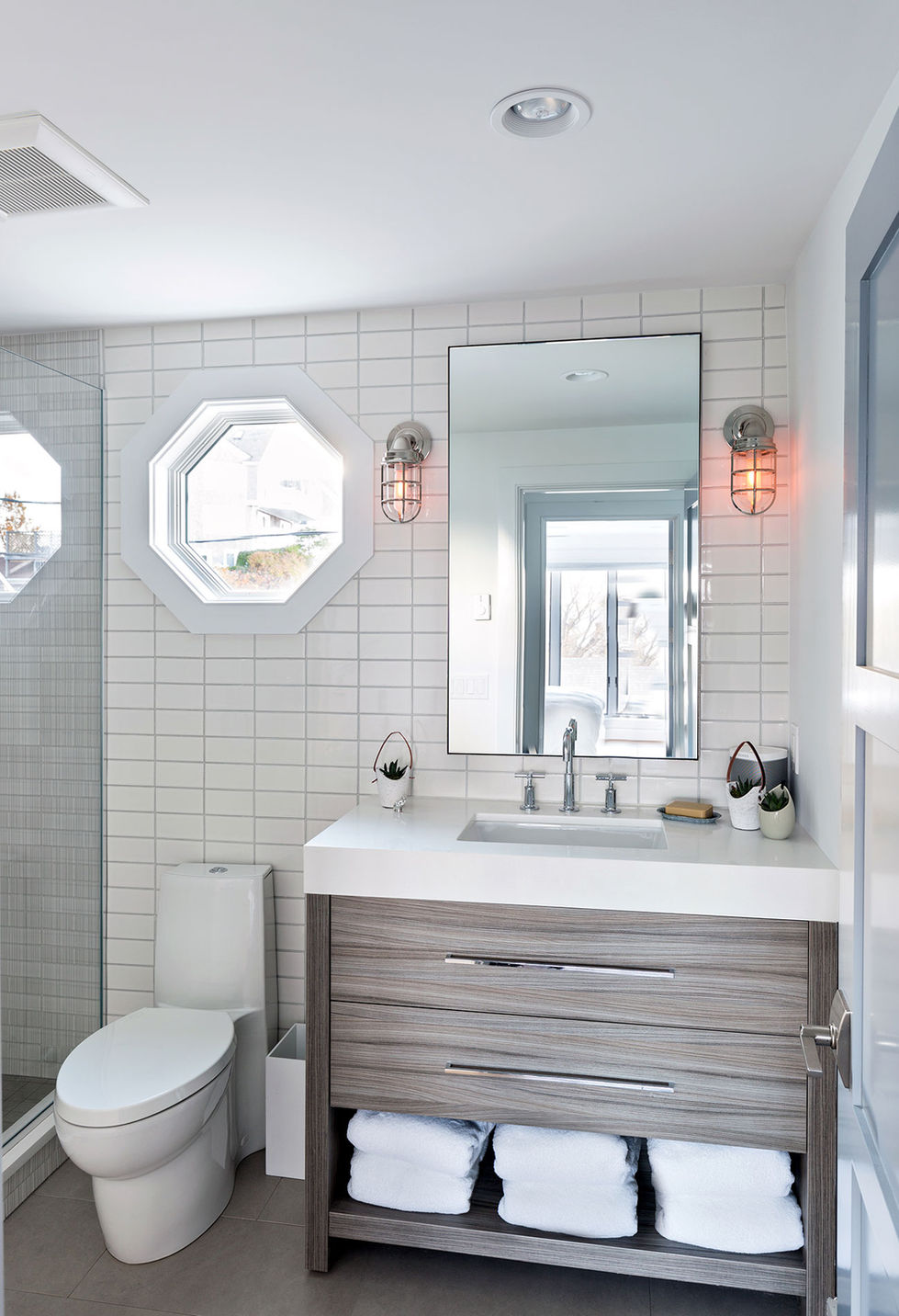bathroom-vanity9.jpg