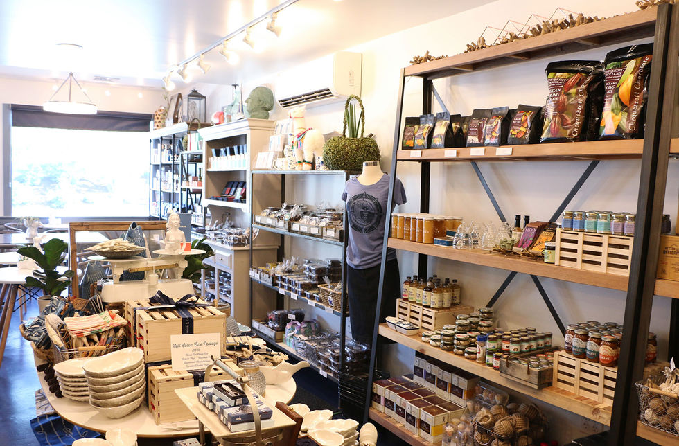 Chequessett-Chocolate-retail.jpg