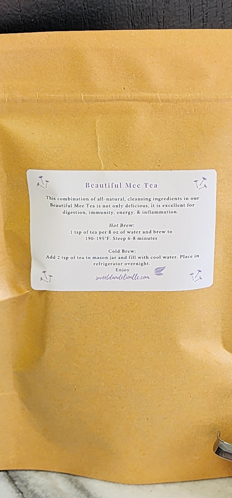 Thumbnail: Back label Sweet Dandelion Beautiful Mee Tea