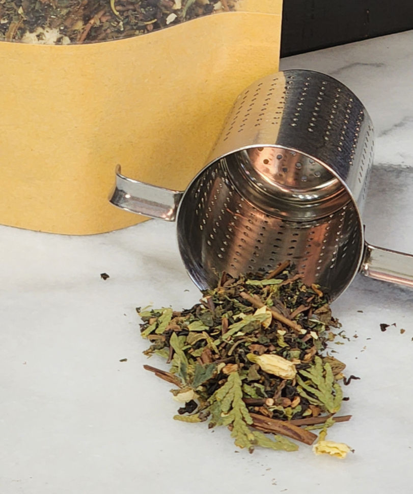 Thumbnail: infuser and loose Sweet Dandelion Woodland Hike Tea