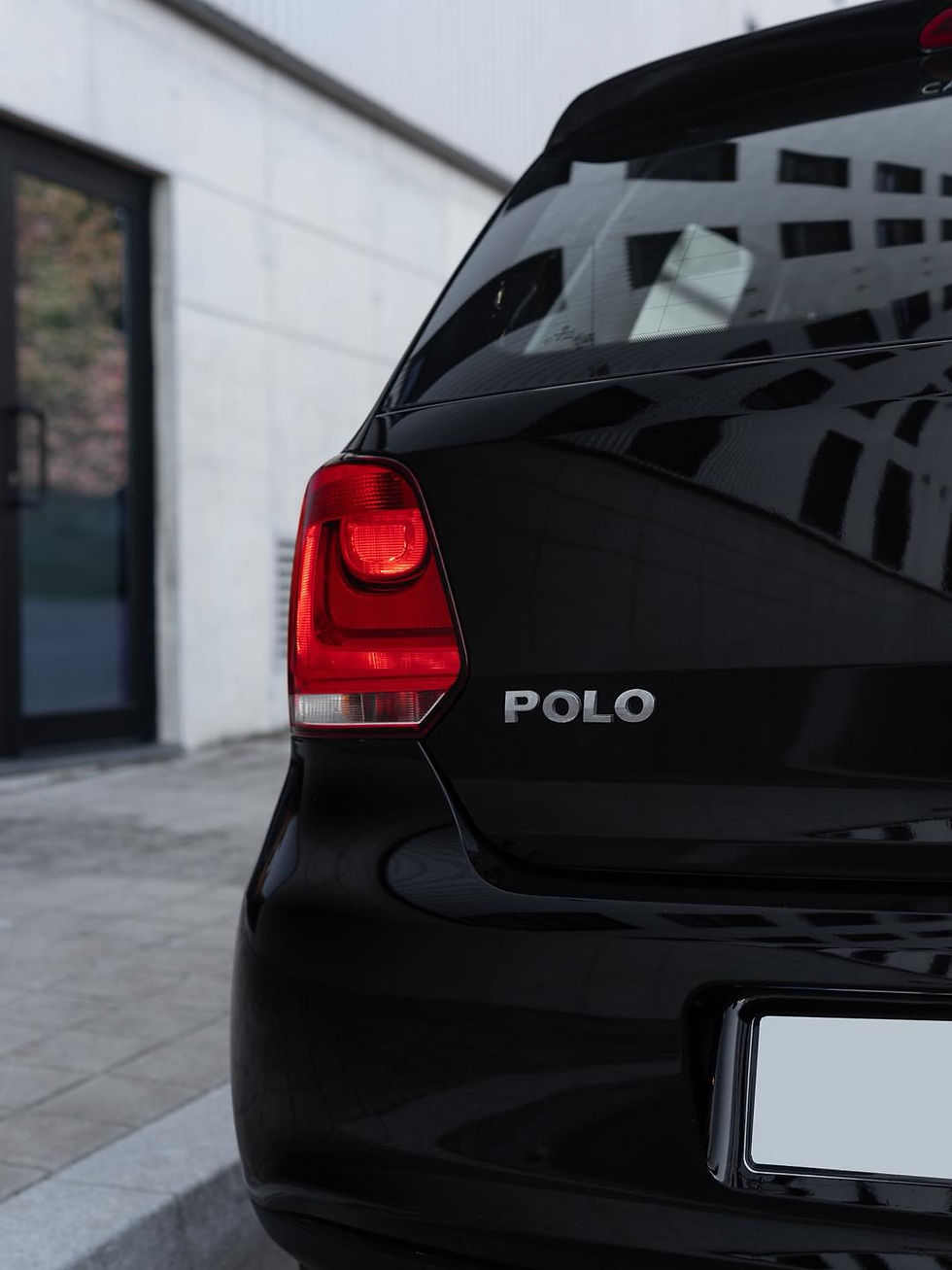 Miniatura: VOLKSWAGEN POLO 2014