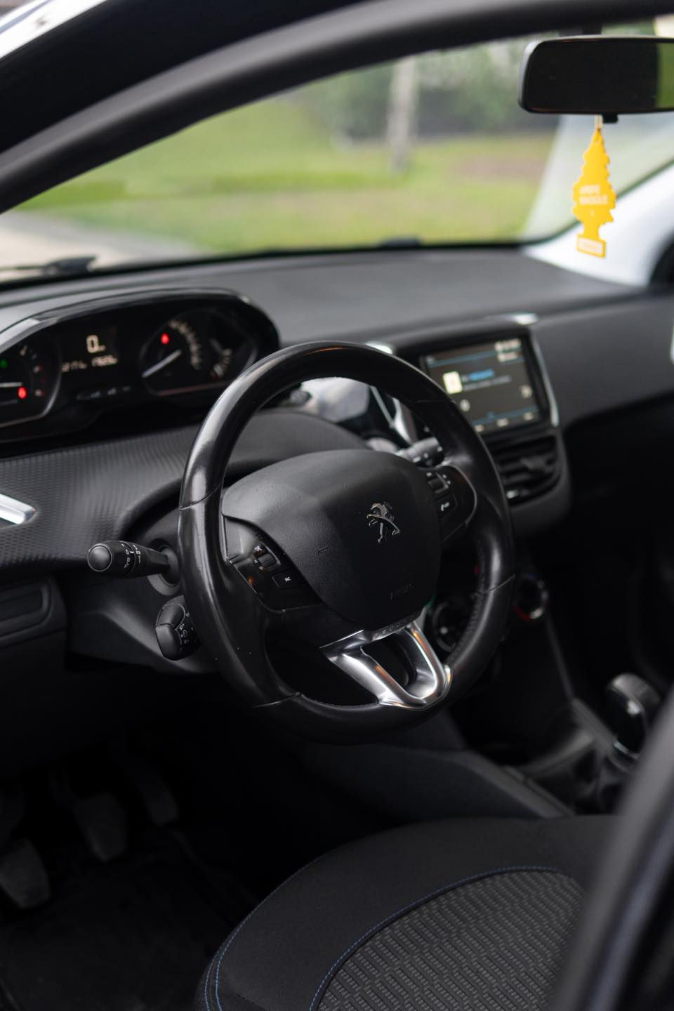 Miniatura: Peugeot 208 2018