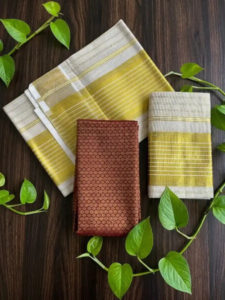 Golden Stripe Kasavu Tissue Setmundu Folded View