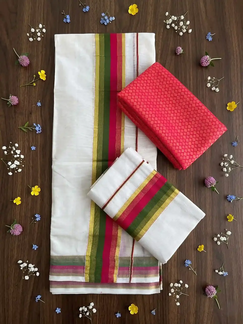 Pea Green & Pink Kasavu Kara Cotton Setmundu Main View