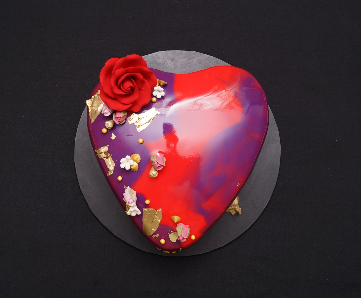 Red & Purple mirror glaze 1