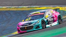  A Stock Light volta a acelerar neste final de semana, entre os dias 15 e 17 de maio, para a disputa da segunda etapa da temporada 2026 no Autódromo Internacional Ayrton Senna, em Goiânia (GO). O circuito recebe novamente uma grande competição nacional após passar por reformas recentes para sediar o Mundial de MotoGP, trazendo ainda mais expectativa para pilotos e equipes
