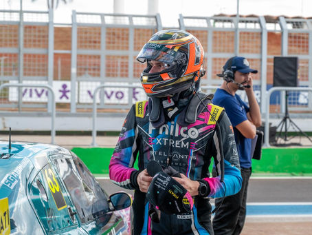 A etapa de Goiânia da Stock Light, realizada neste final de semana no Autódromo Internacional Ayrton Senna, foi marcada por desafios, evolução e muito aprendizado para Luis Trombini e a equipe SG28 Racing. Competindo com o Chevrolet #63, o piloto paranaense teve um fim de semana de adaptação ao novo cenário do circuito de Goiás, que passou recentemente por uma ampla reforma.