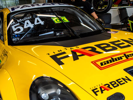 No Algarve, Marçal Muller ganha mais um troféu Mobil™ de pole position na Porsche Cup