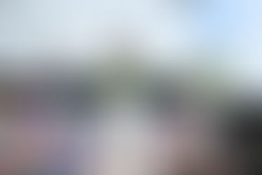Nicolas Costa, com o Chevrolet Camaro #69 da AMattheis Vogel, foi o vencedor da Corrida 1 do SONIC Grand Prix, disputada neste domingo (31) em Interlagos, pela terceira etapa da temporada 2026 da NASCAR Brasil Series. Em uma corrida realizada sob chuva fina, o piloto largou em terceiro, assumiu a liderança ainda nos primeiros momentos da disputa e sustentou a posição até a bandeirada após 20 voltas.