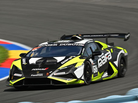 Kiko Porto larga na segunda fila na Corrida 1 da Lamborghini Super Trofeo em Road America