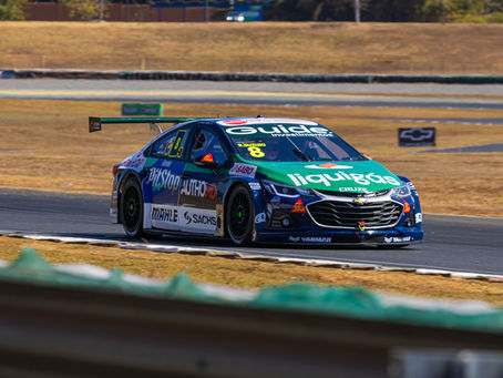 Rafael Suzuki volta ao protagonismo da Stock Car com triplo top5 em Goiânia